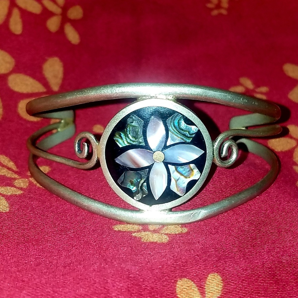 Vintage alpaca Mexico silver Abalone cuff bracelet